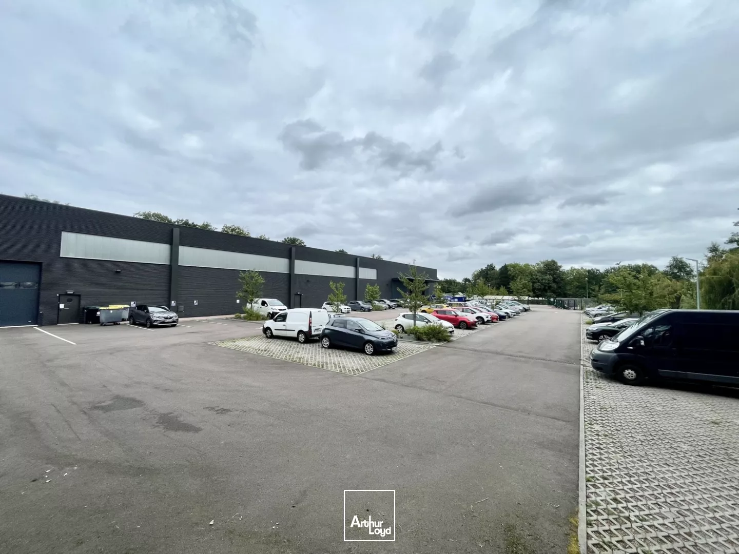 Locaux d'activité à louer à SAINT ETIENNE DU ROUVRAY 76800