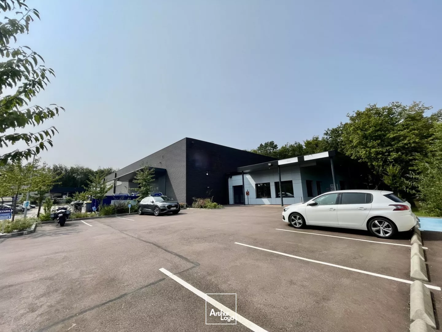 Locaux d'activité à louer à SAINT ETIENNE DU ROUVRAY 76800