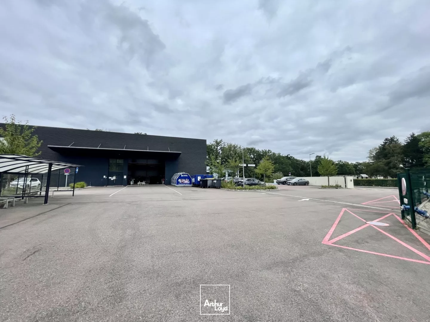 Locaux d'activité à louer à SAINT ETIENNE DU ROUVRAY 76800