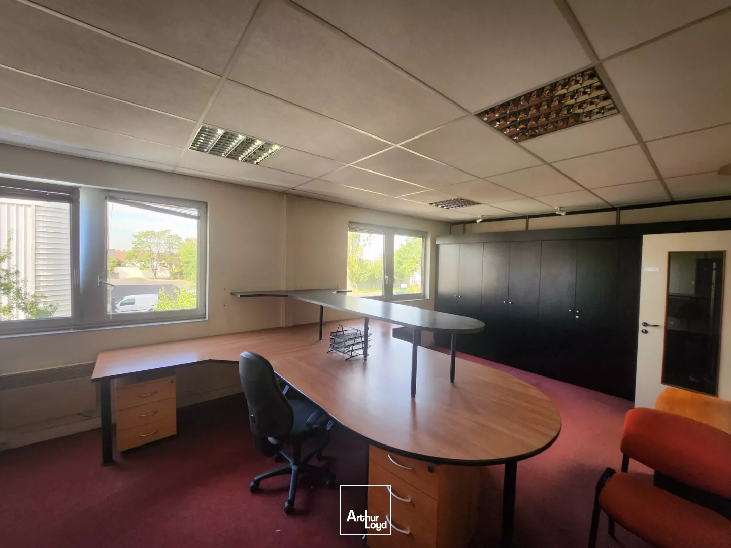 Bureaux à louer à HOUILLES 78800