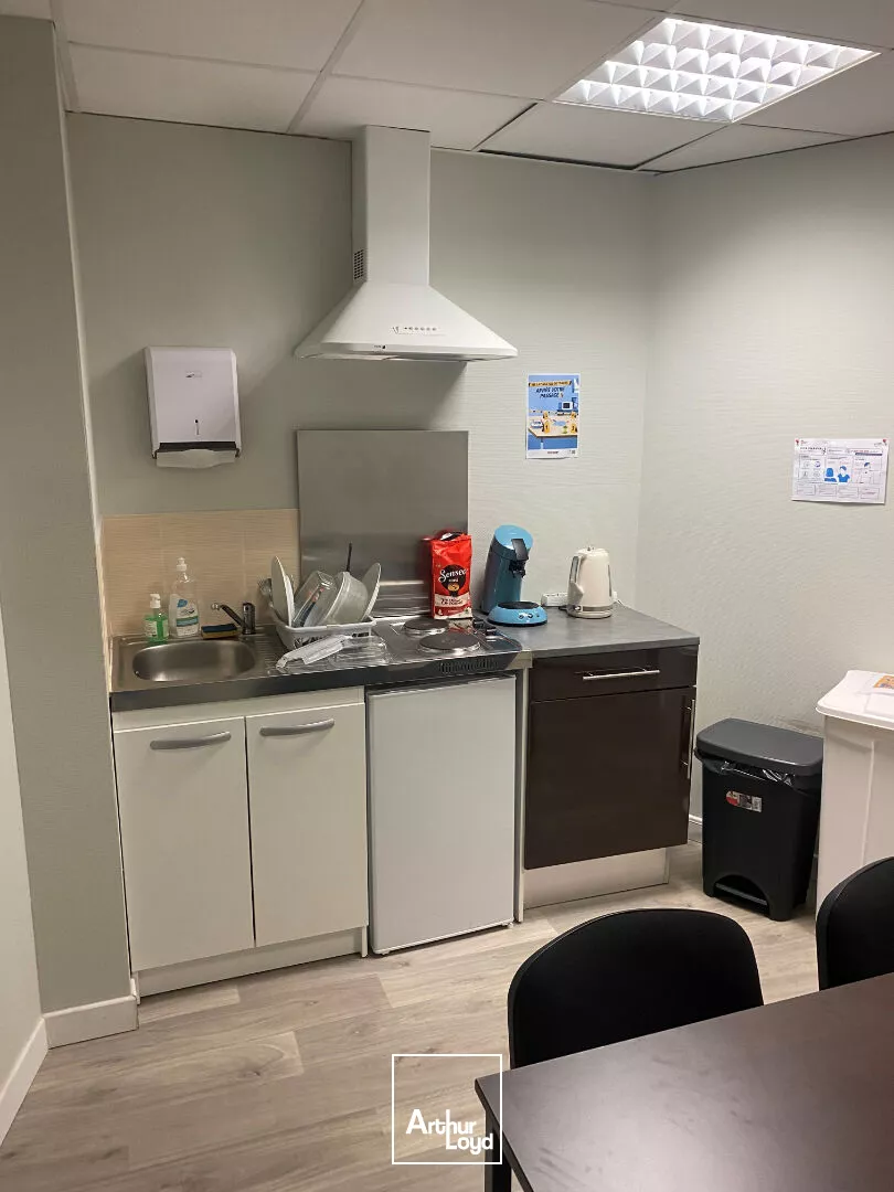 A louer Bureaux AYTRE 508 m²