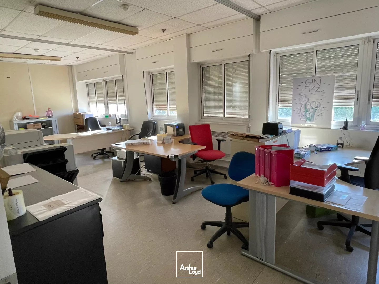 Entrepôts à louer à VAL DE REUIL 27100