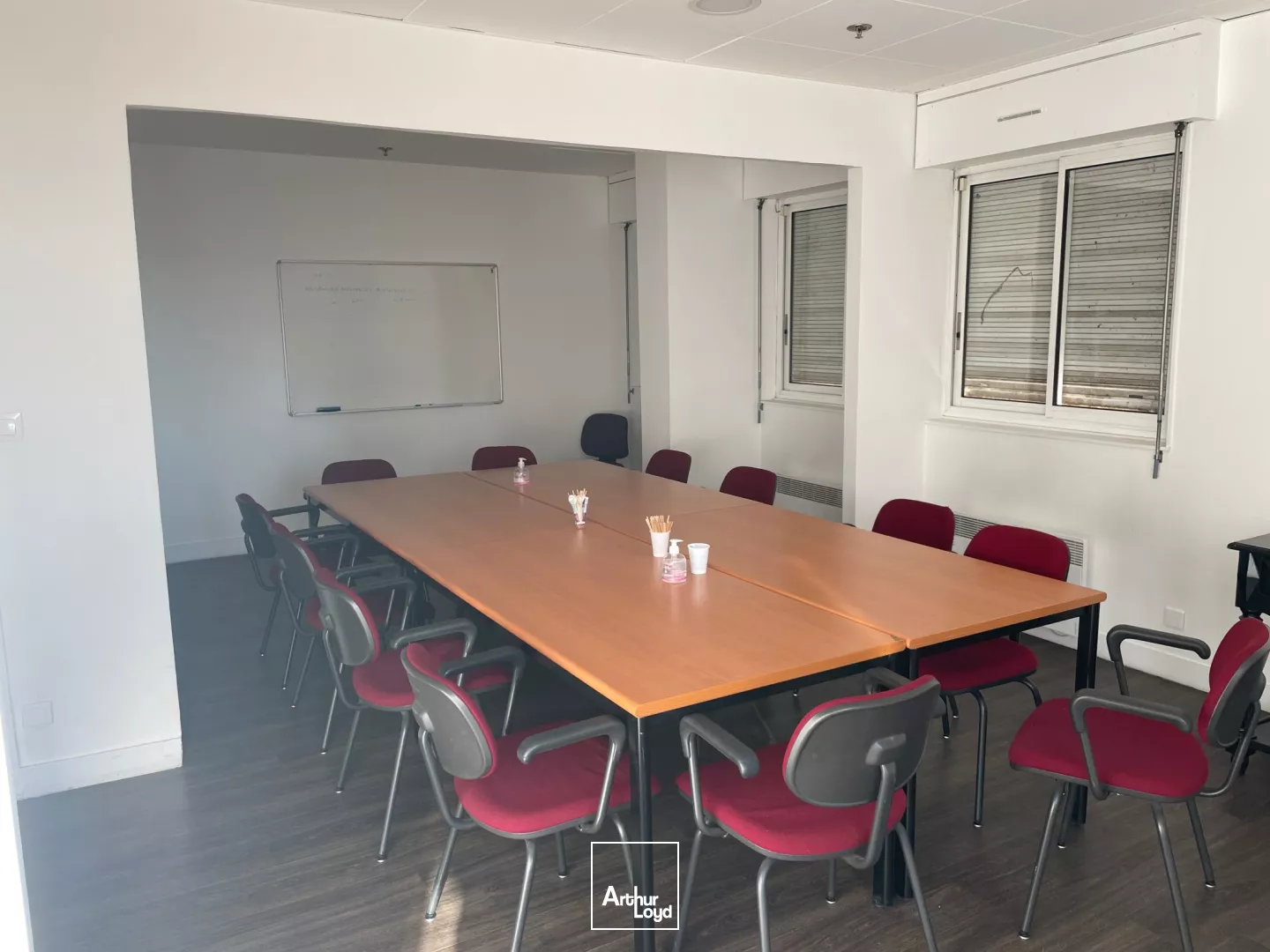 Entrepôts à louer à VAL DE REUIL 27100