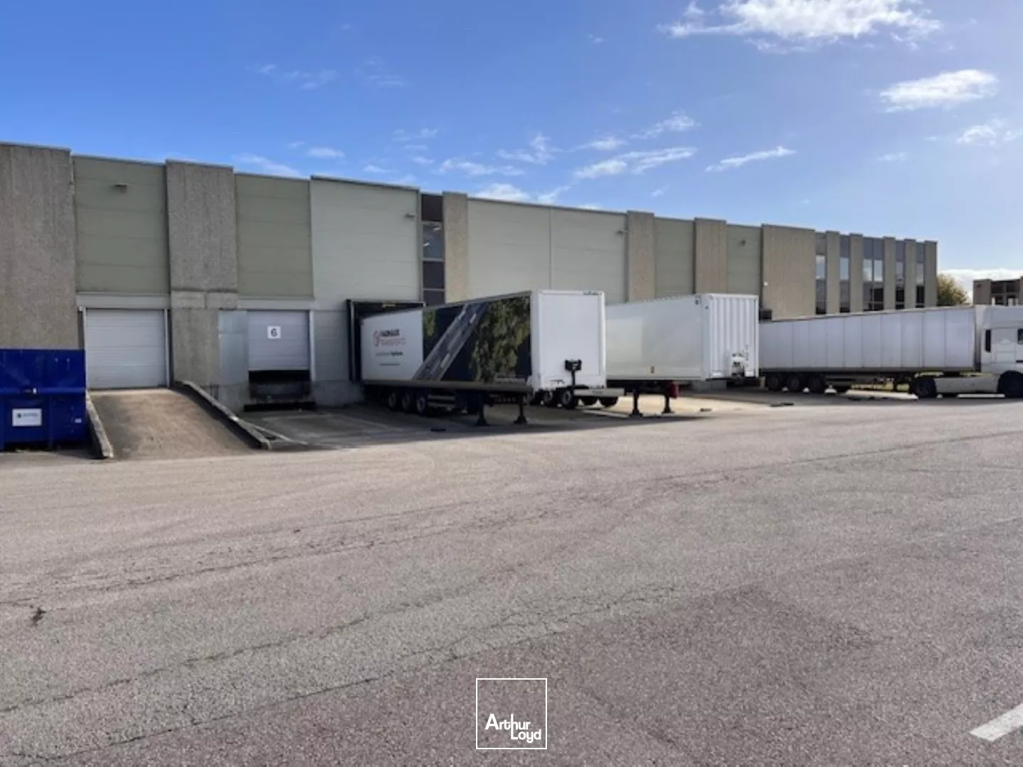 Entrepôts à louer à VAL DE REUIL 27100