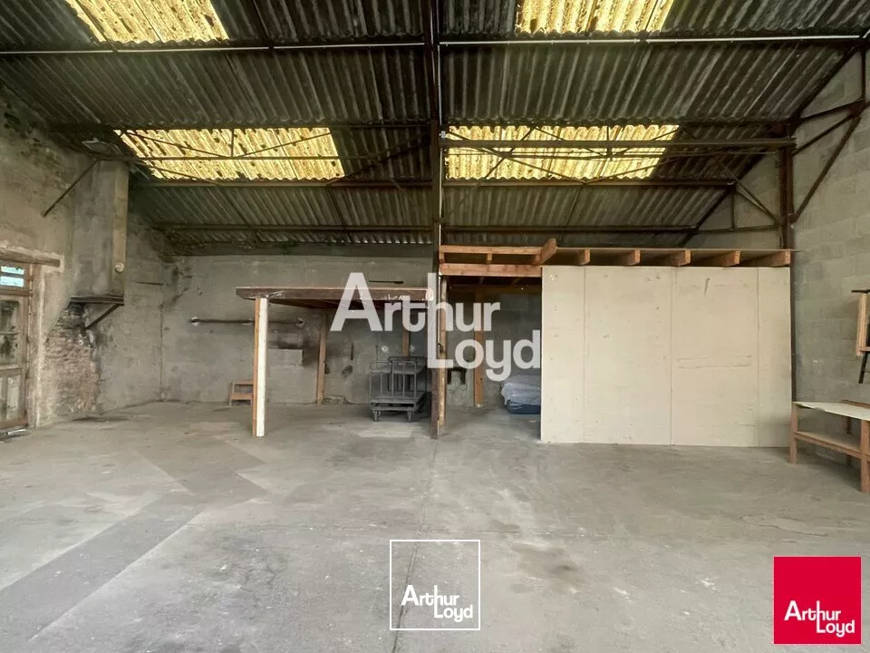 PROCHE VENDÔME - LOCATION LOCAL D'ACTIVITÉ DE 225 M² 