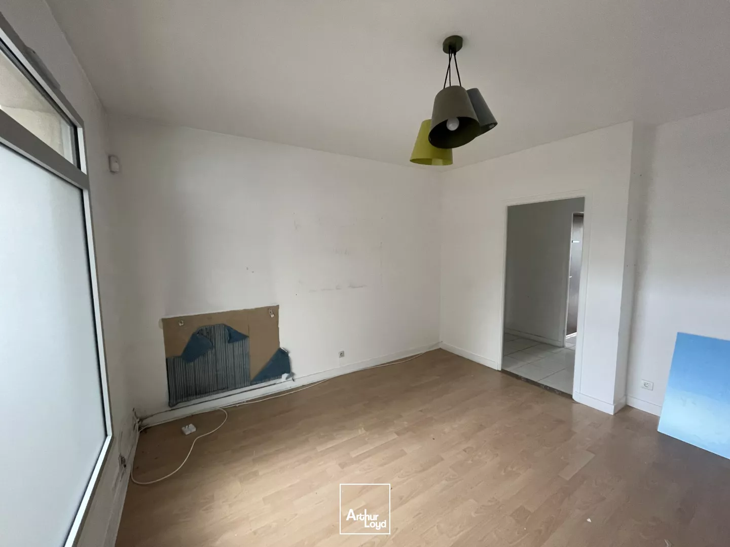 BUREAUX À LOUER-50 M²-PARC DE PROCÉ