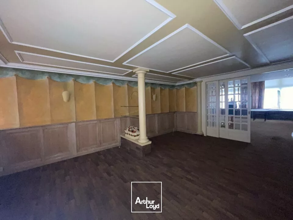 ENSEMBLE IMMOBILIER À VENDRE EN HYPER CENTRE VILLE D'EPERNAY