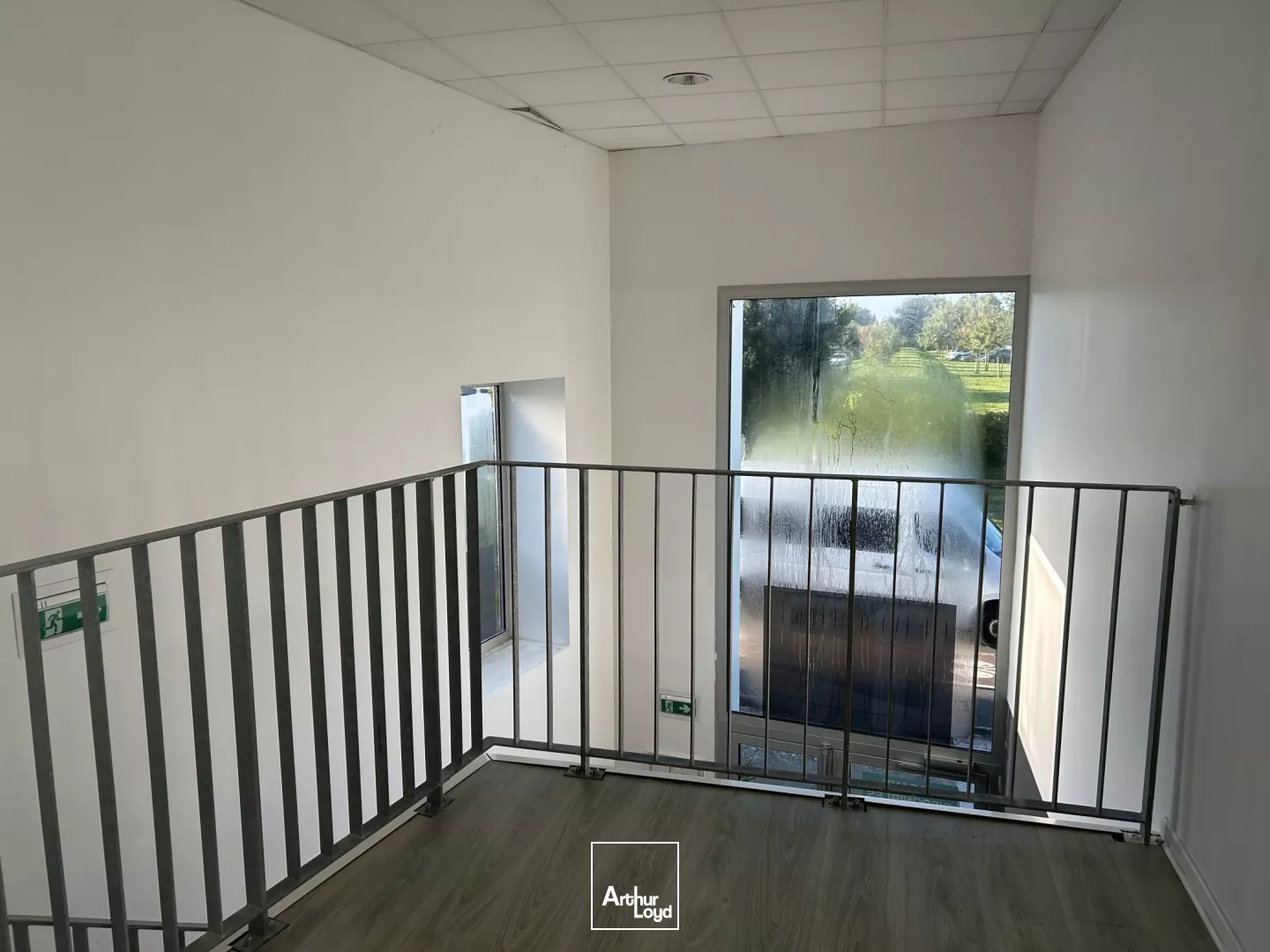 BUREAUX - 120 M2 - ST NAZAIRE OUEST - OCEANIS - LOCAL - MEDICALE