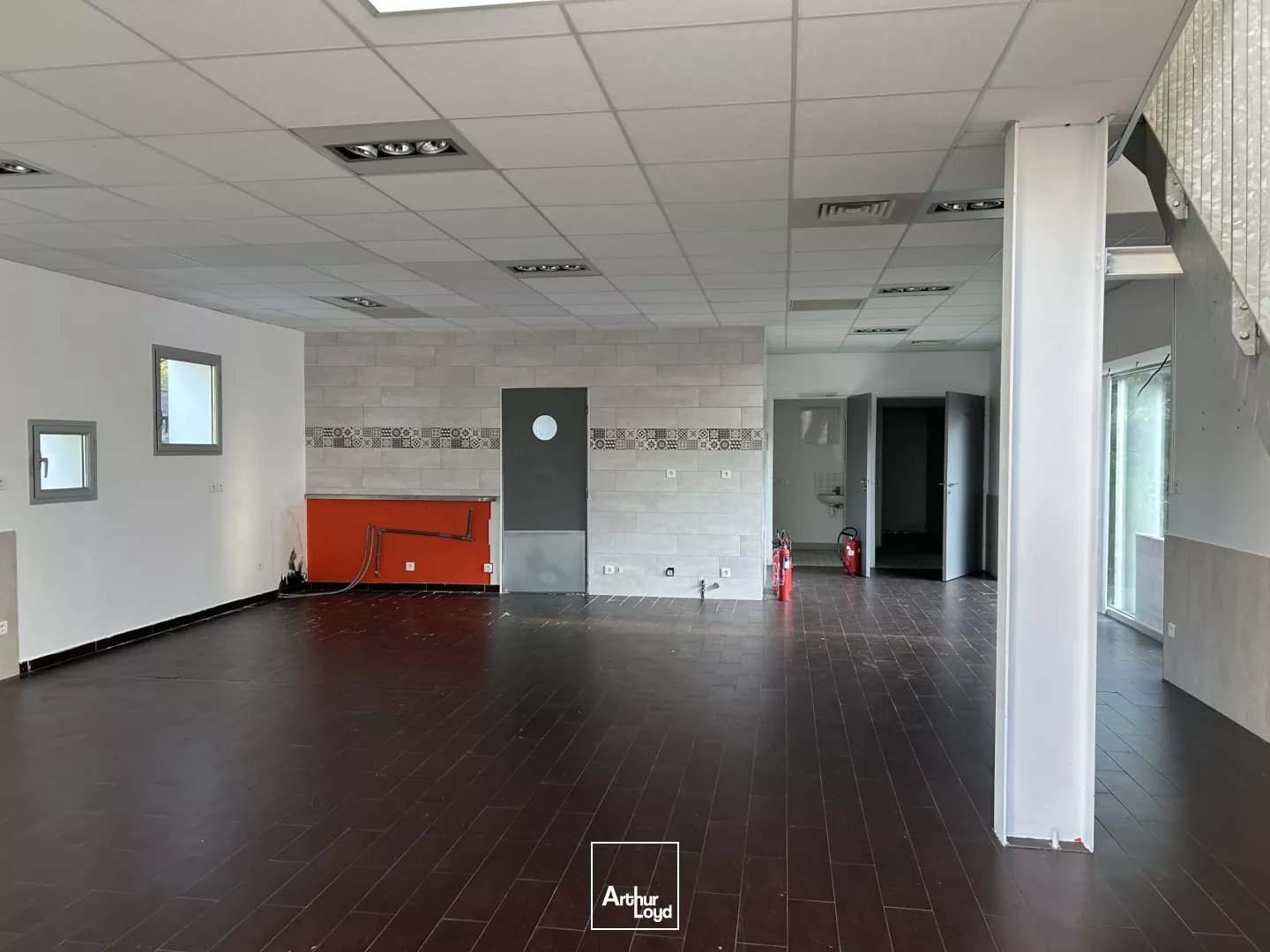 BUREAUX - 120 M2 - ST NAZAIRE OUEST - OCEANIS - LOCAL - MEDICALE