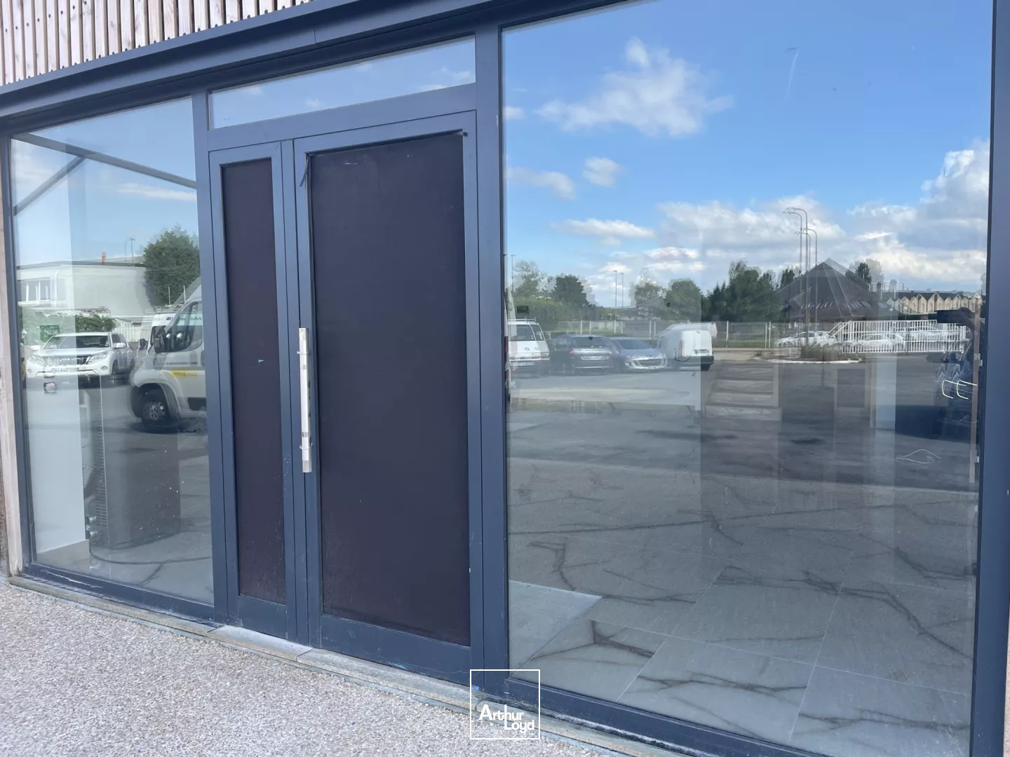 A LOUER BEAUVAIS - 100 À 300 M2 DE BUREAUX REFAITS À NEUFS