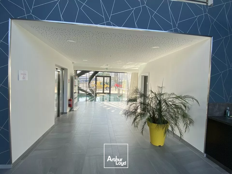 BUREAUX à LOUER de 480 m²