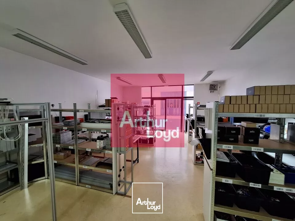 LOCAL D'ACTIVITE A LOUER 320M² CLERMONT FERRAND BREZET