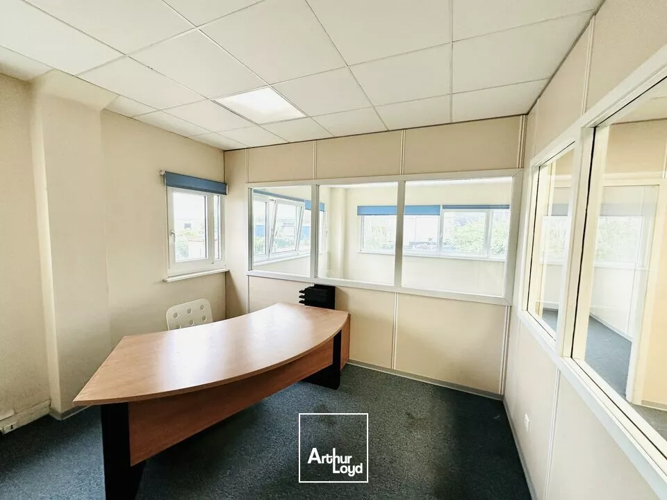 BUREAUX à LOUER de 250 m²