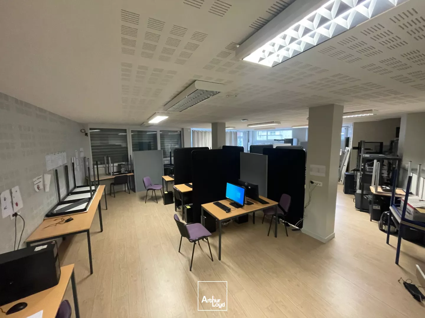 A LOUER - BUREAUX PMR - 230 M2 - SAINT-QUENTIN (02100) :