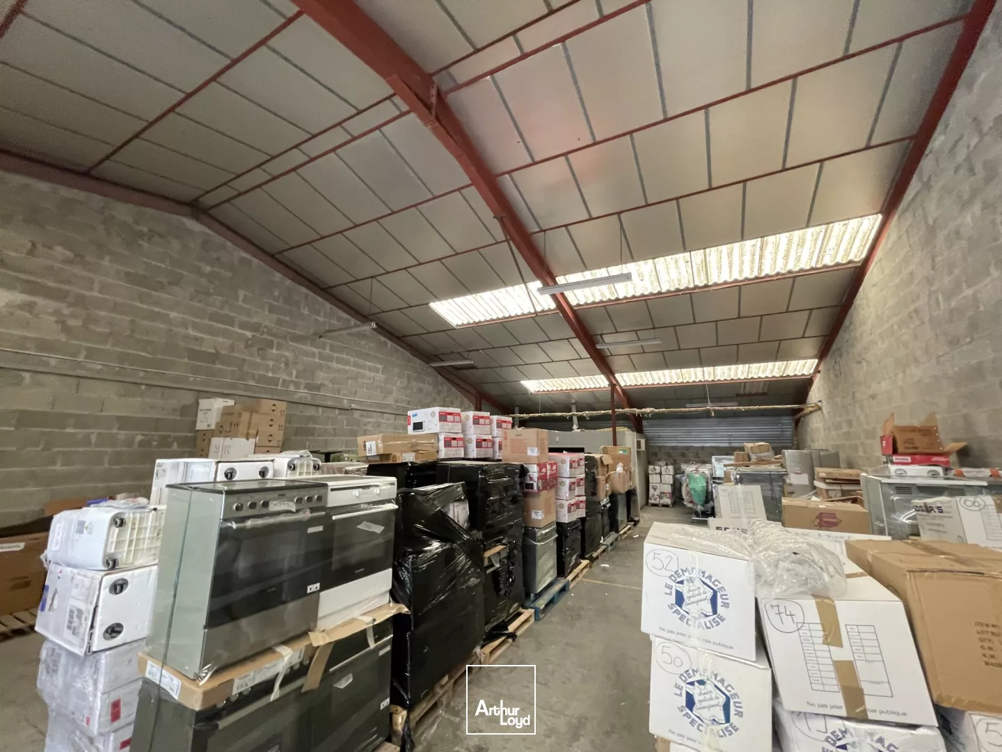 Batiment indépendant Savenay 1500m2