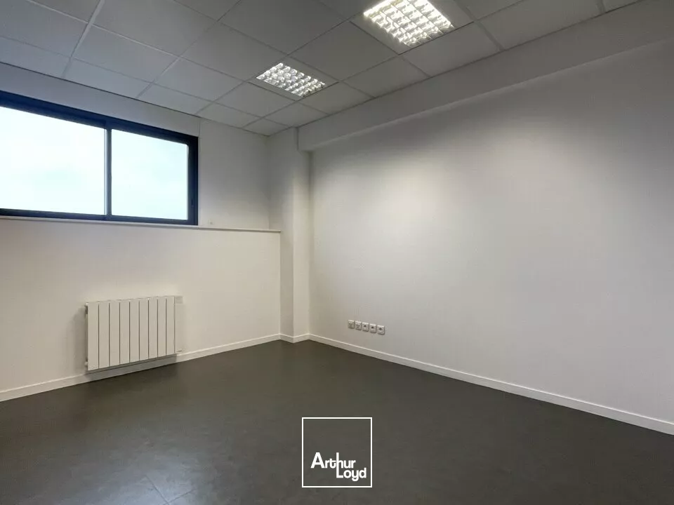A LOUER - LE HAVRE - BUREAUX 210 m2