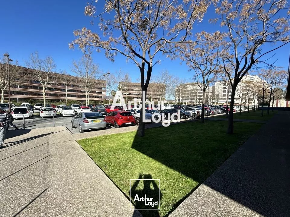 Location local commercial 162 m² - Fréjus centre ville