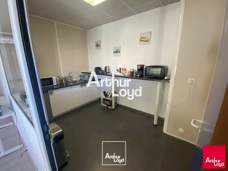 BUREAUX A LOUER 200 M² FREJUS