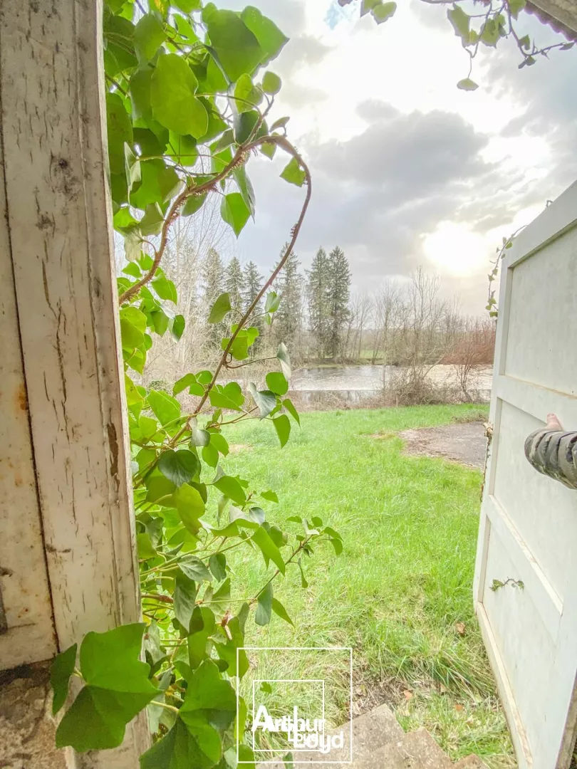 ENTREPOT - ATELIER vente à ALLASSAC 19240