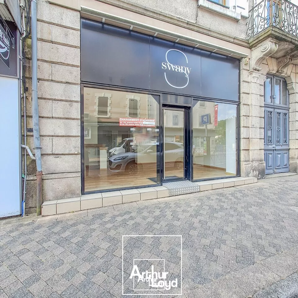 LOCAL COMMERCIAL location à TULLE 19000