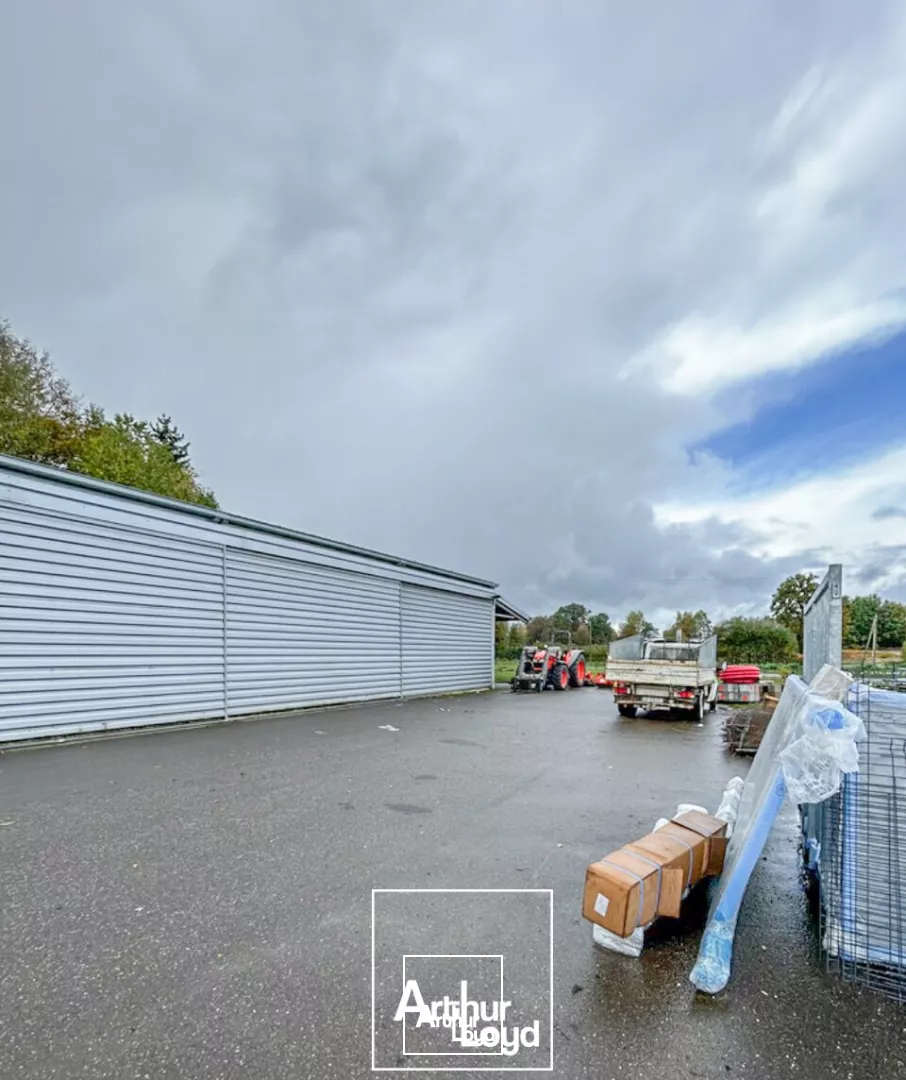 LOCAL D'ACTIVITE - ENTREPOT location à SALON LA TOUR 19510