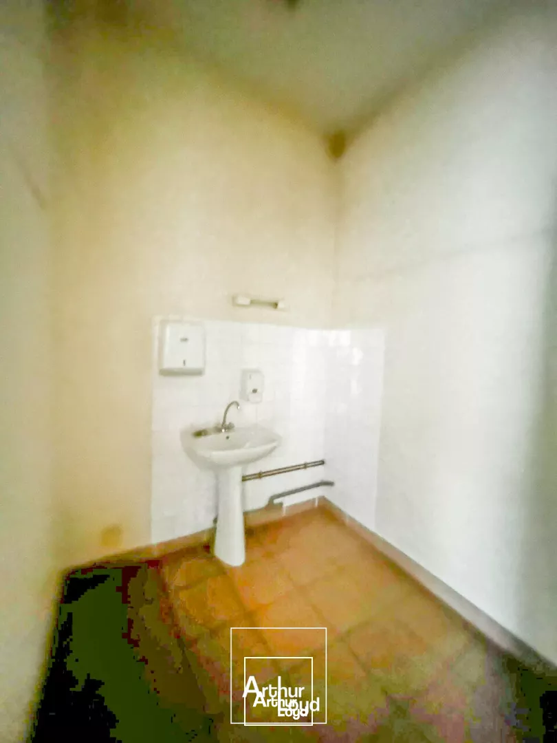 BUREAUX location à BRIVE LA GAILLARDE 19100