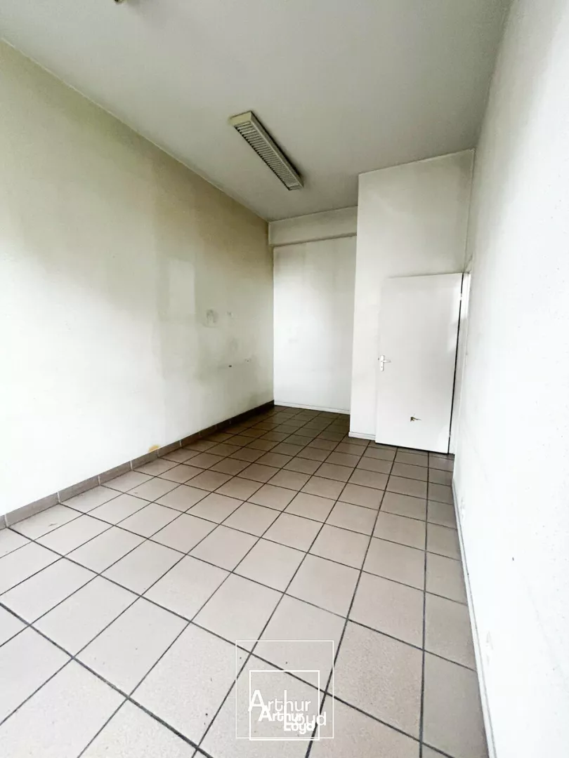 BUREAUX location à BRIVE LA GAILLARDE 19100