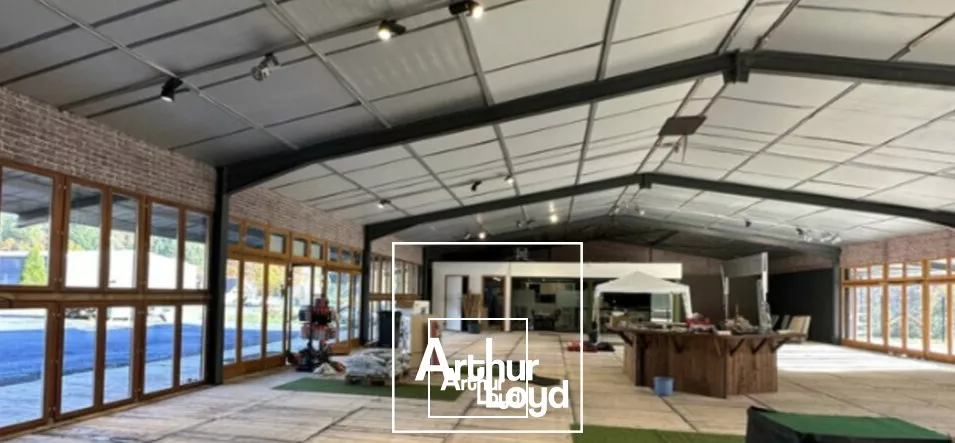 LOCAL COMMERCIAL location à TREIGNAC 19260