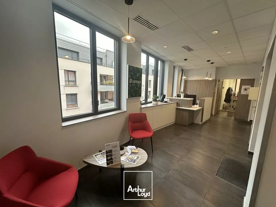 Plateau de bureaux aménagé d'environ 1314 m2 divisible à partir de 610 m2 - SECTEUR GARE TGV REIMS CENTRE