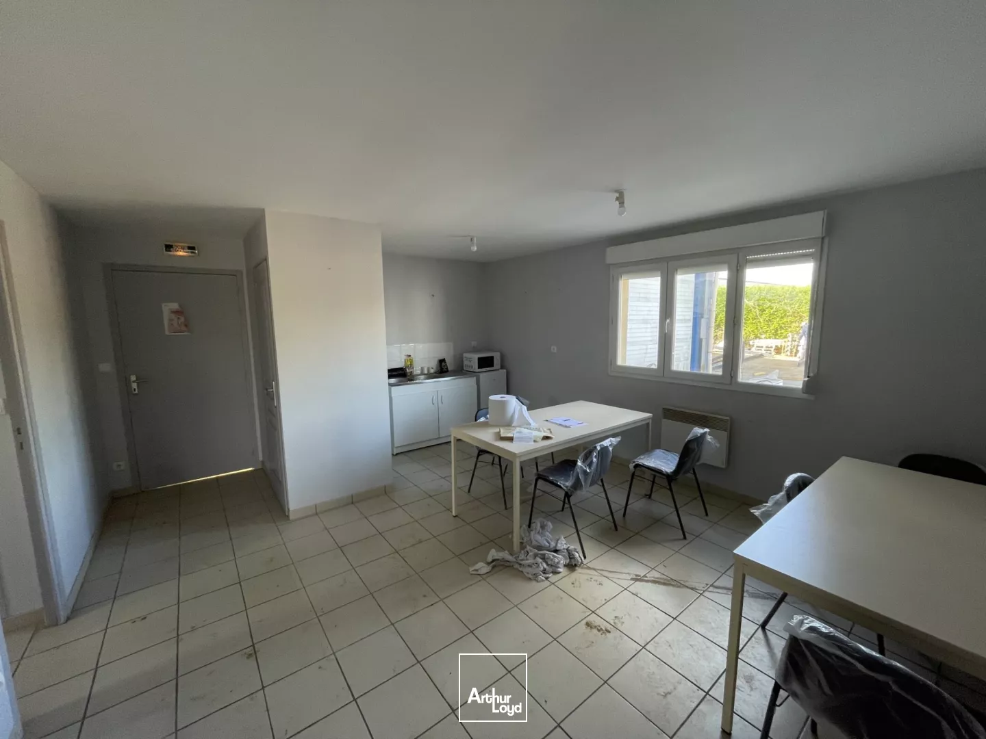 A LOUER - IDEAL ARTISAN 