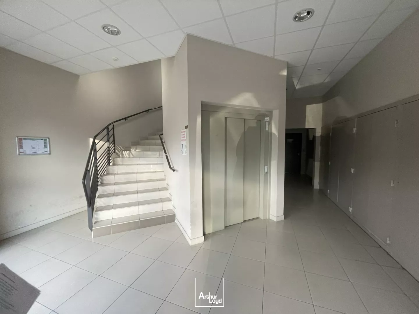 Narbonne - Bonne Source - Bureaux à la Location 