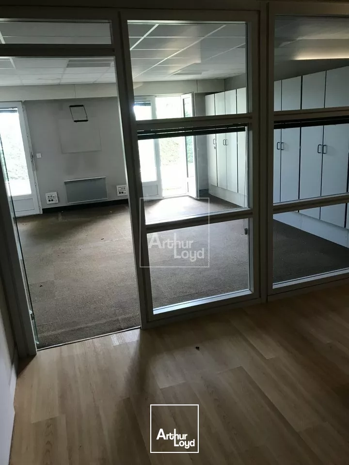 VENTE - plateau de bureaux en rez de chaussée