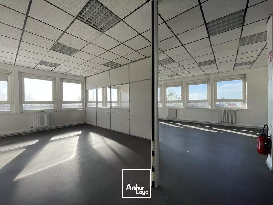 A LOUER - LE HAVRE - BUREAUX - 150 m2 - PMR 