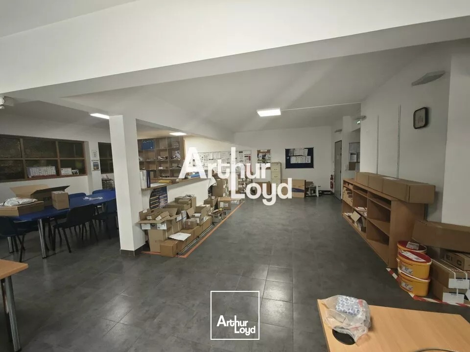 A LOUER BUREAUX OPEN SPACE AVEC ACCES PMR NICE QUARTIER DE LA MADELEINE. 206M² DE SURFACE DE BUREAUX