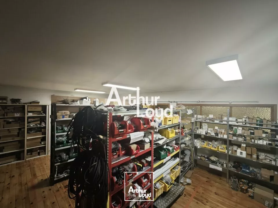 A LOUER BUREAUX OPEN SPACE AVEC ACCES PMR NICE QUARTIER DE LA MADELEINE. 206M² DE SURFACE DE BUREAUX