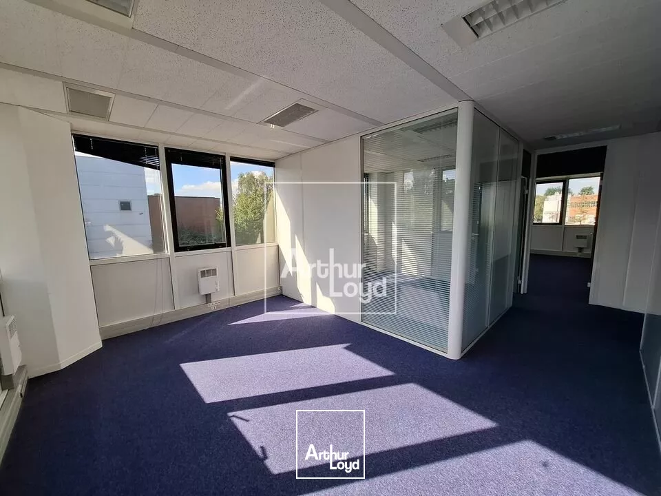 Bureaux à louer - SAINT THIBAULT DES VIGNES