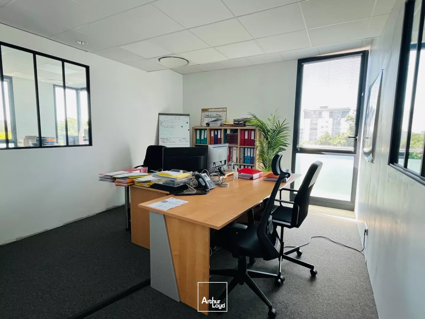 BUREAUX A LOUER A VENDRE ST NAZAIRE 140M2
