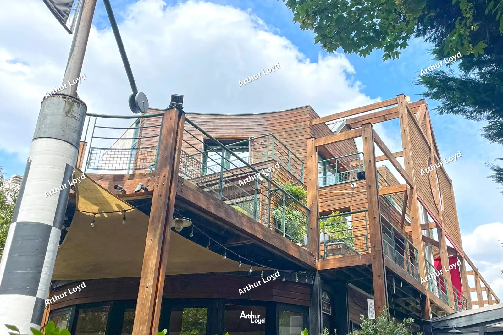 Bureaux à louer à LEVALLOIS PERRET 92300