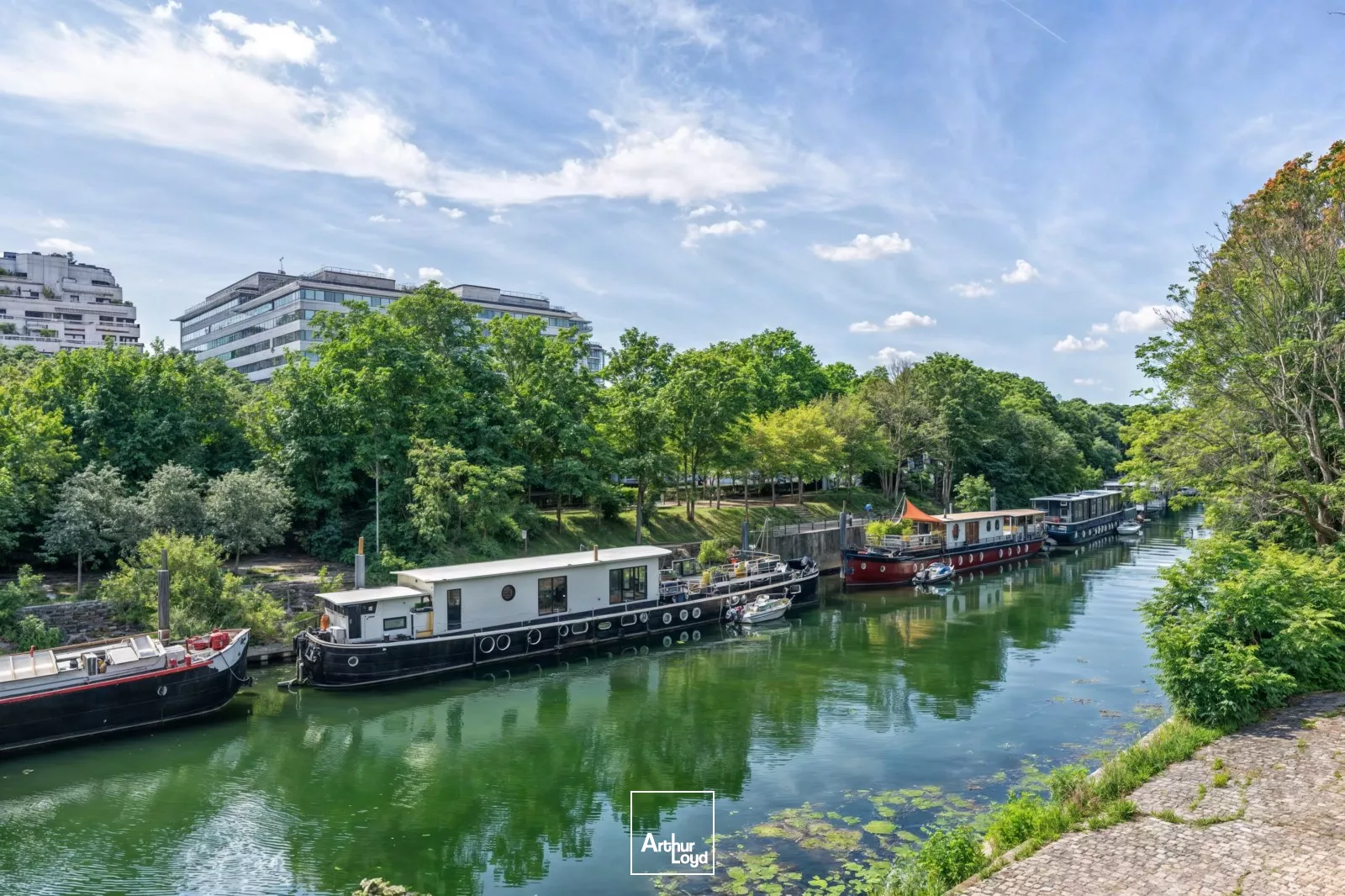 Bureaux à louer à LEVALLOIS PERRET 92300