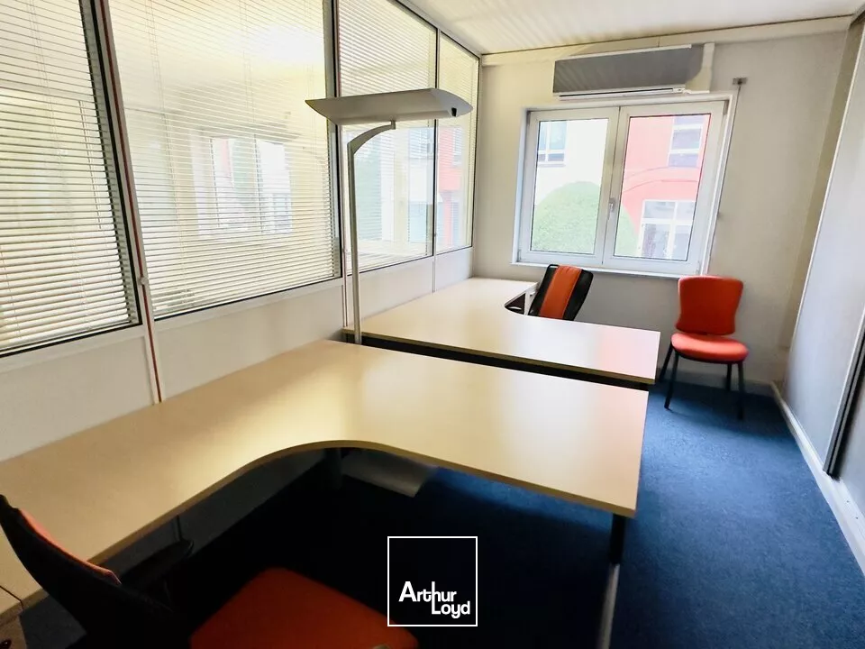 BUREAUX à LOUER de 281 m²