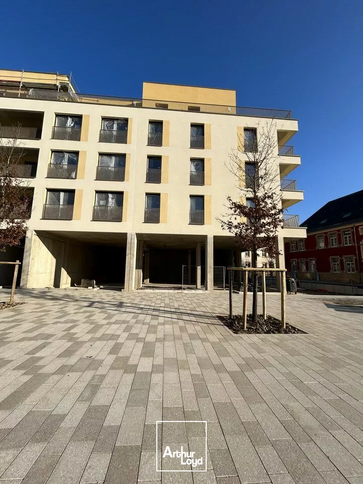 LOCAL COMMERCIAL à VENDRE de 257 m²