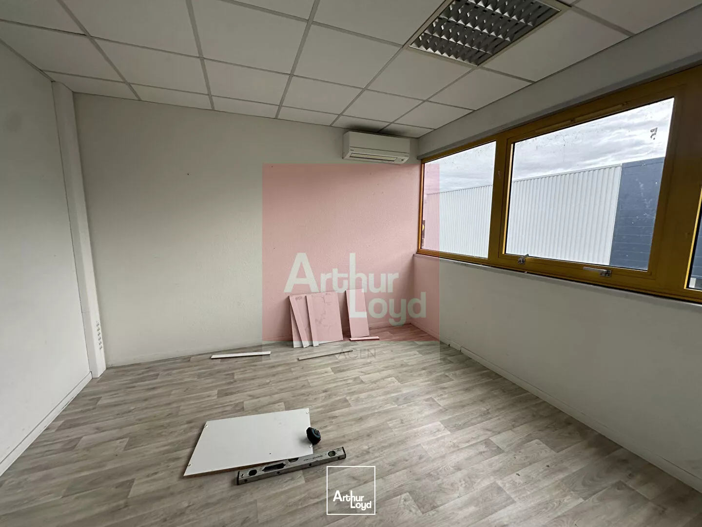 A louer Bureaux 150 m² en coeur de zone dynamique AGEN-BOE