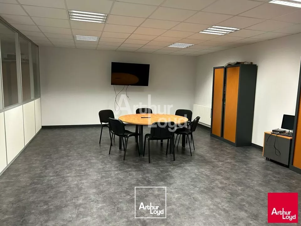 BLOIS - LOCATION LOCAL D'ACTIVITE DE 431 M² - ZI NORD