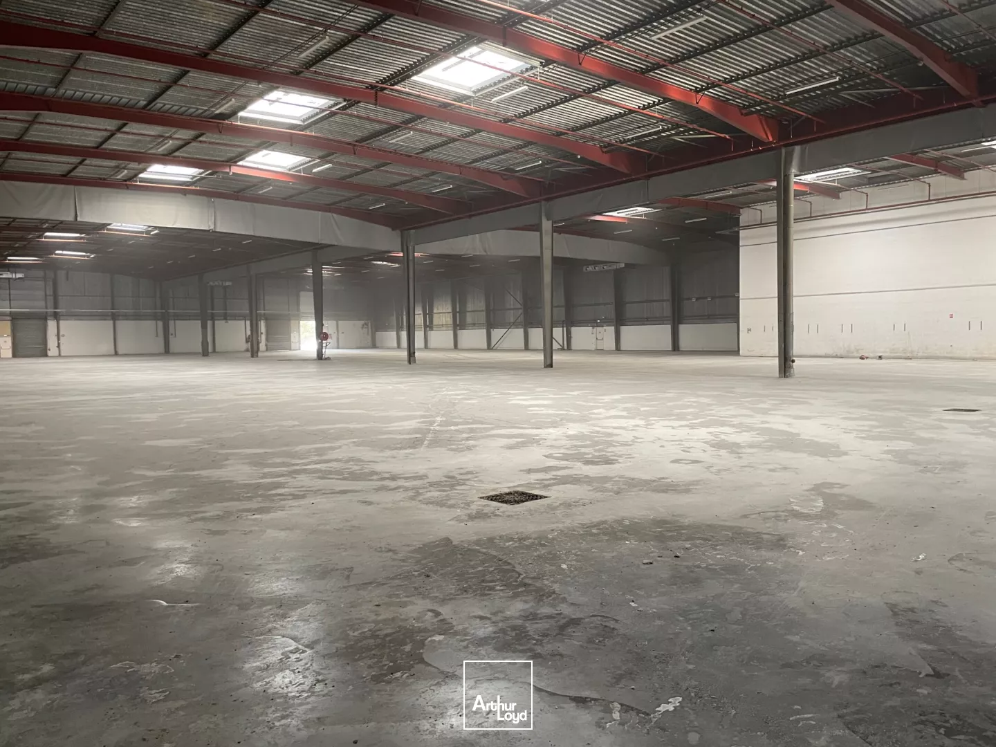 Entrepôts à louer à VAL DE REUIL 27100