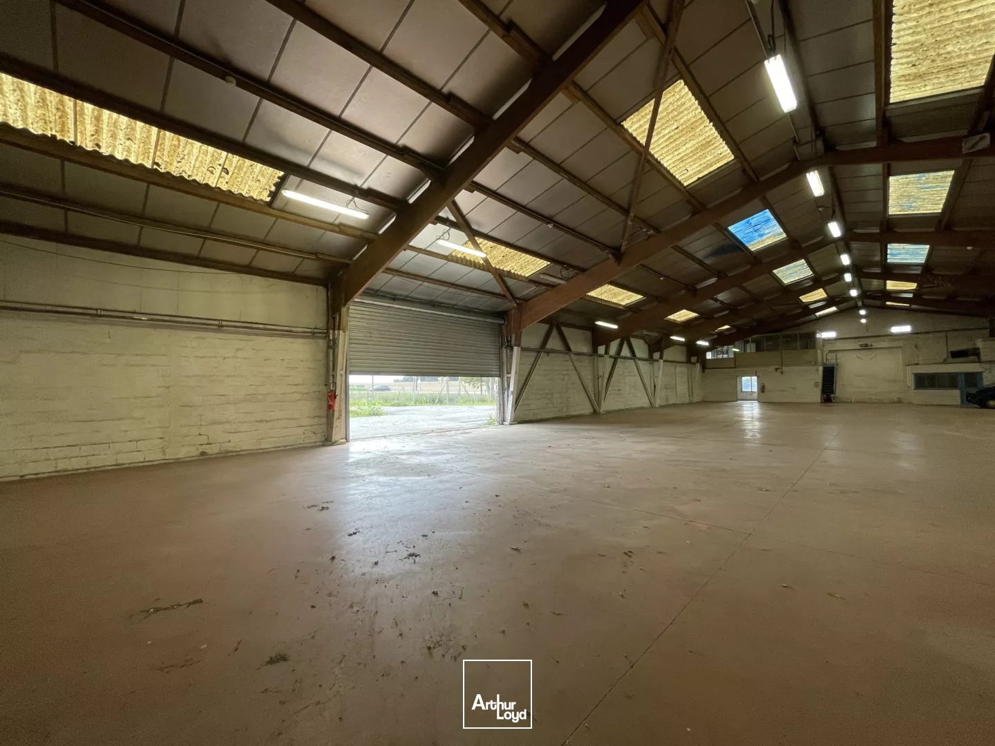 Locaux d'activité à vendre à SYLVAINS LES MOULINS 27240