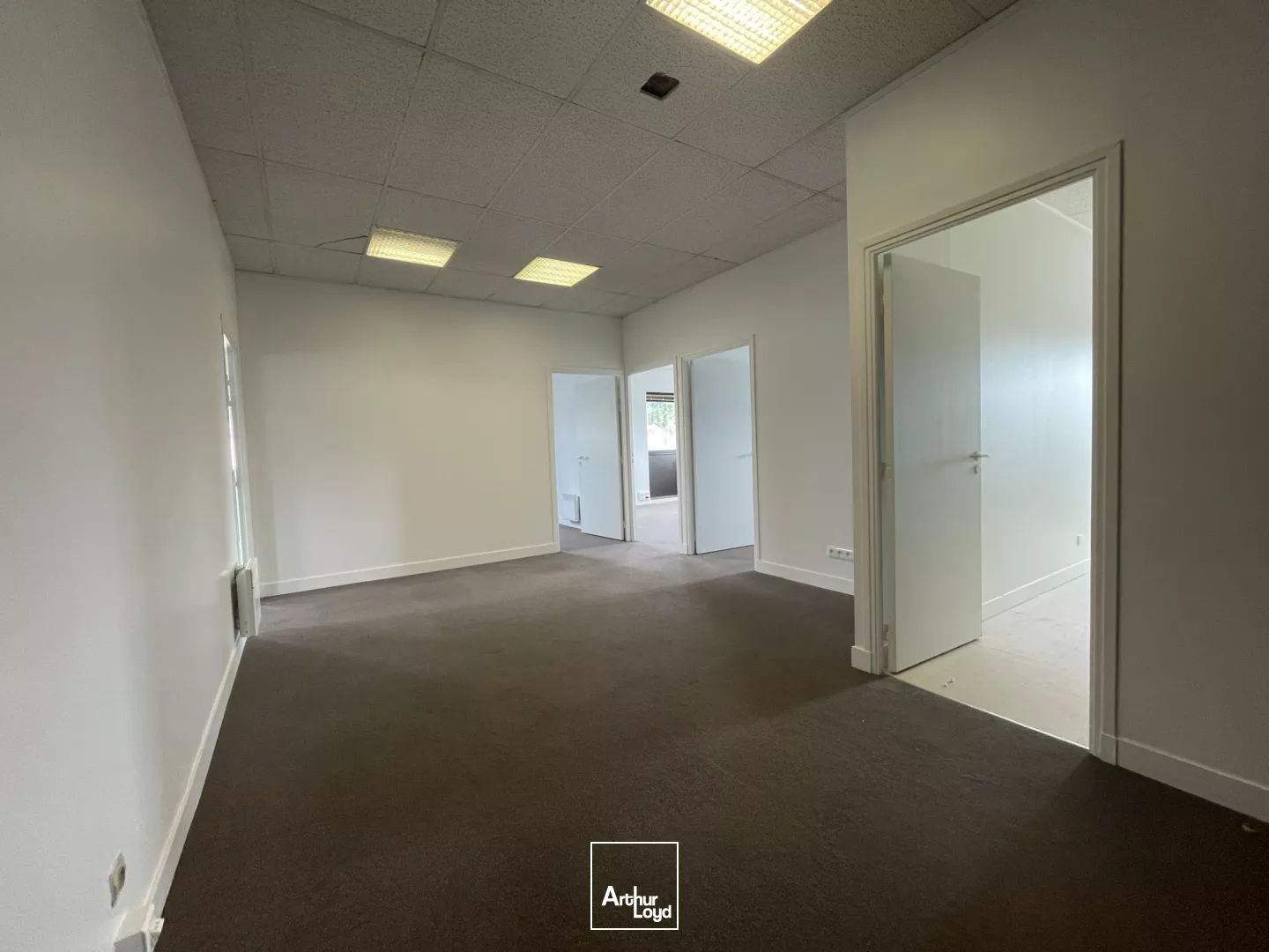 Environ 108m2 de bureaux à louer à Beauvais