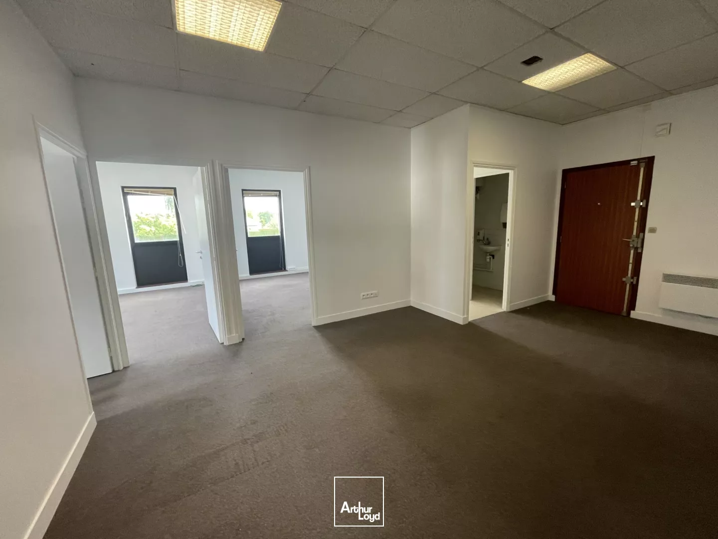 Environ 108m2 de bureaux à louer à Beauvais