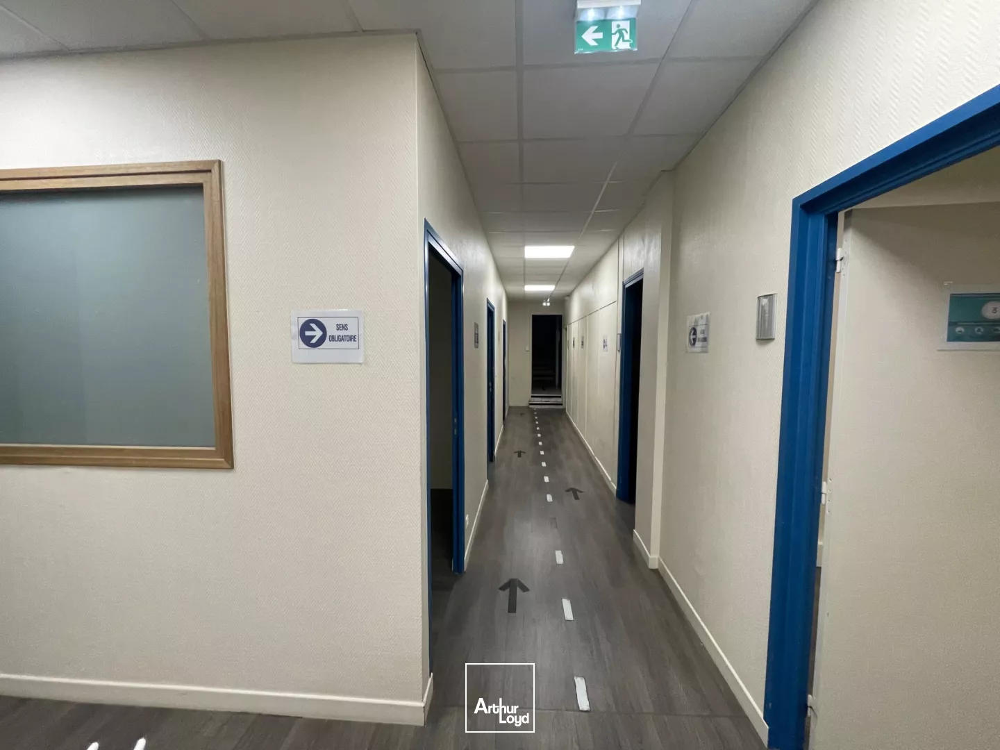 A LOUER - BUREAUX - 167 M2 - SAINT-QUENTIN.