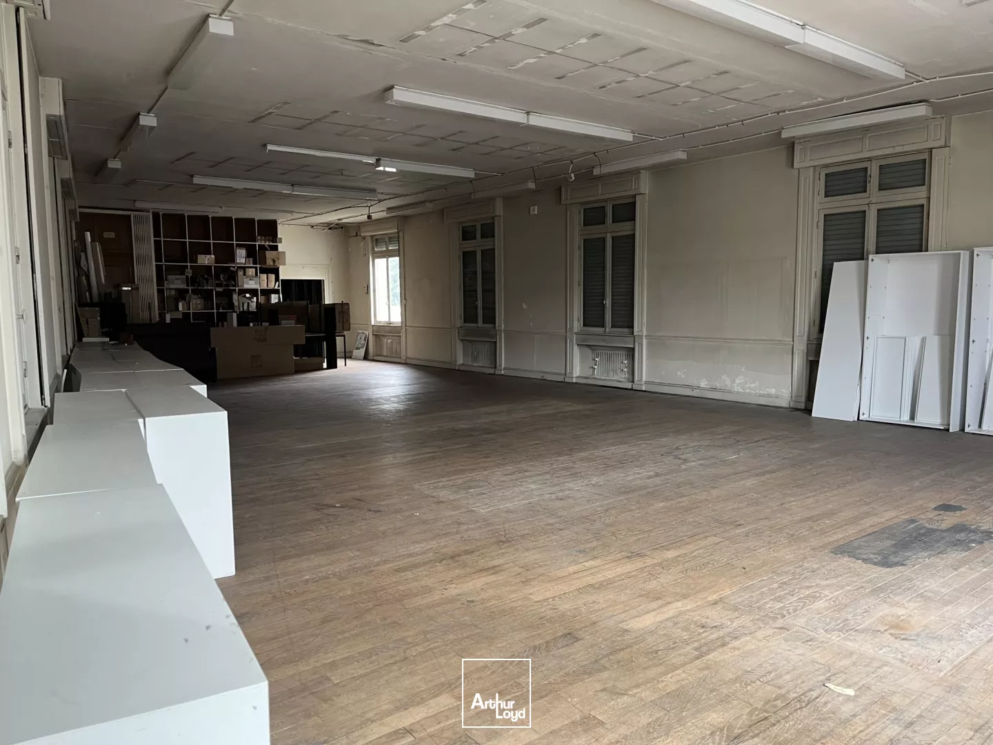 BUREAUX - A LOUER - 170 m2 - CENTRE VILLE DE SAINT QUENTIN