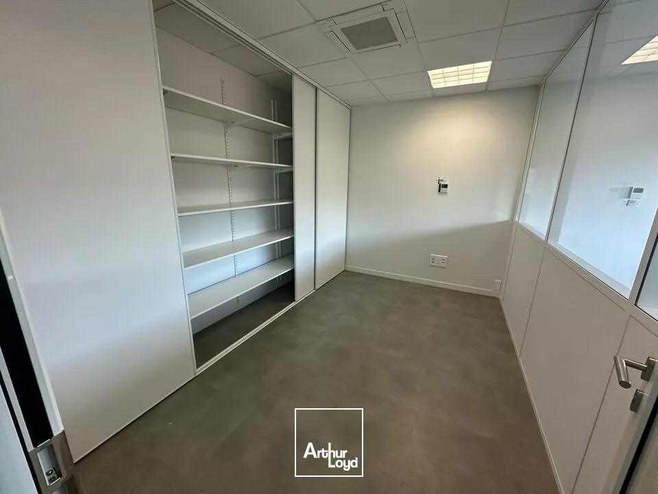 PLATEAU DE BUREAUX D'ENVIRON 113m2 - REIMS CROIX BLANDIN